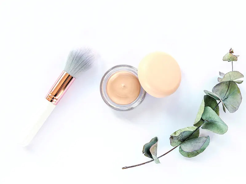 How to clean concealer brush?